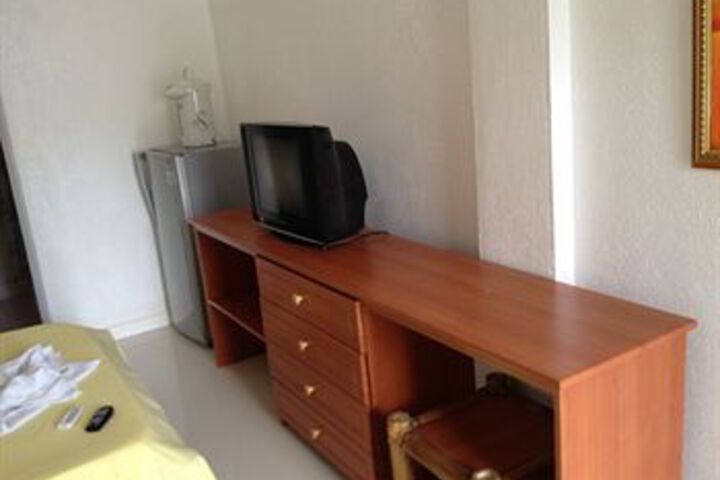 Room 21 of 28