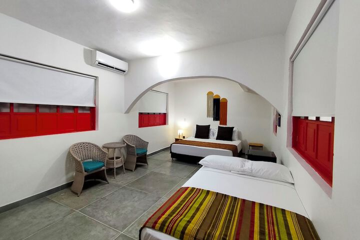 Room 12 of 70