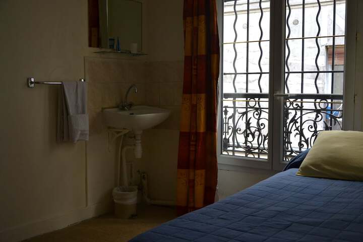 Room 30 of 70