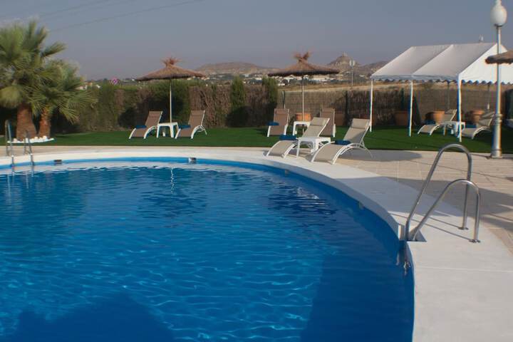 Pool 13 of 37