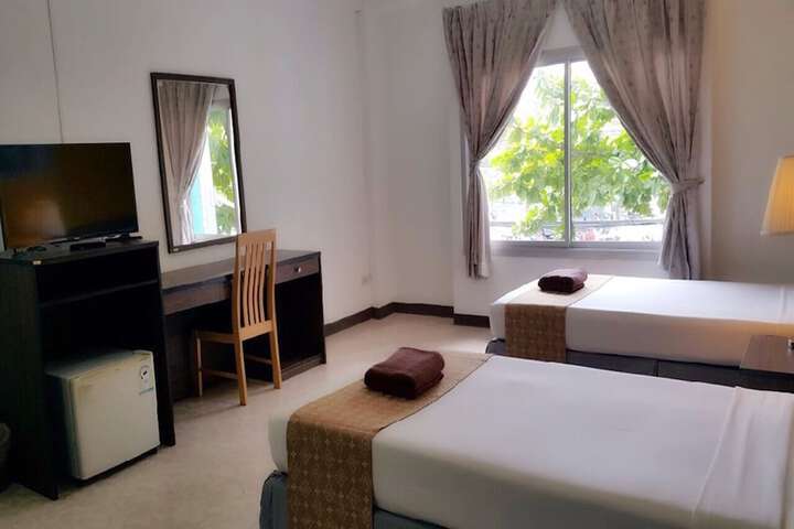 Room 17 of 24