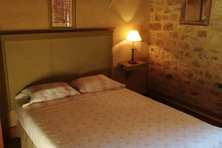 Room 5 of 45