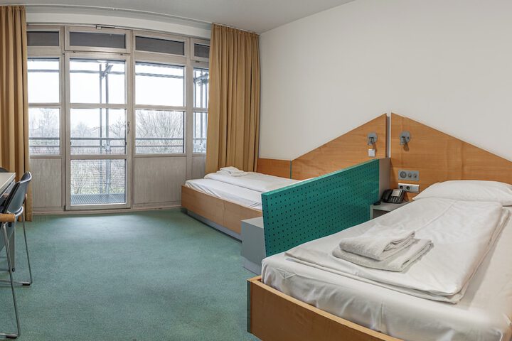 Room 38 of 84