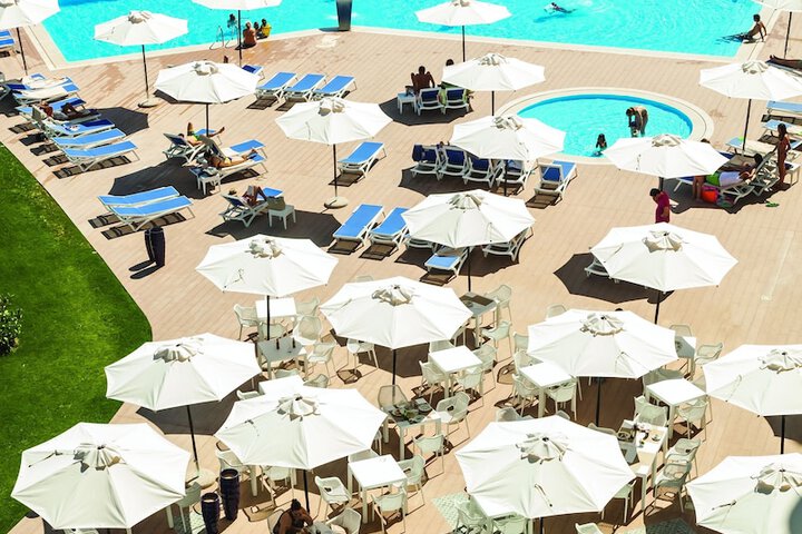 Pool 57 of 128
