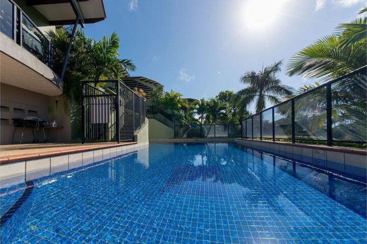 Pool 22 of 24