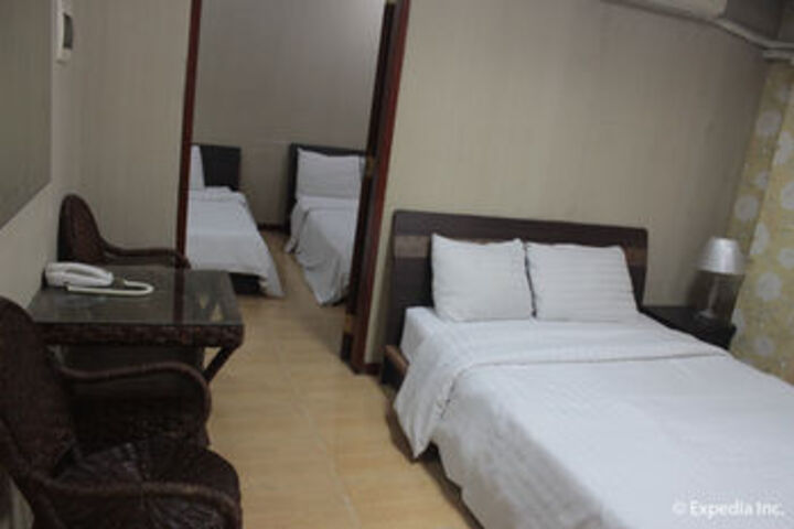 Room 46 of 79