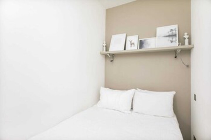 Room 43 of 44