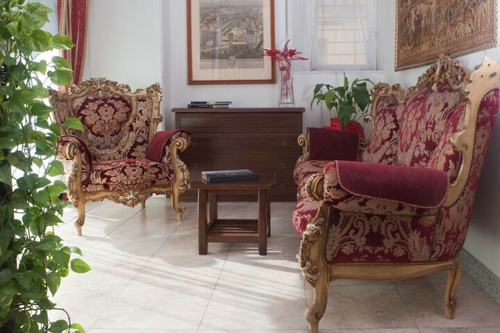 Guest Lobby