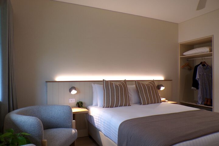Room 3 of 41
