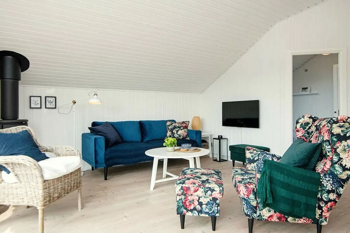 Exterior of Spacious Holiday Home in Fanø near Beach