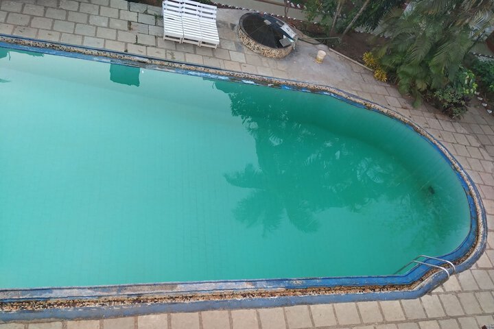 Pool 62 of 72