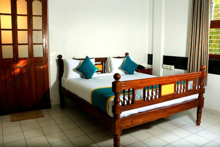 Room 28 of 71