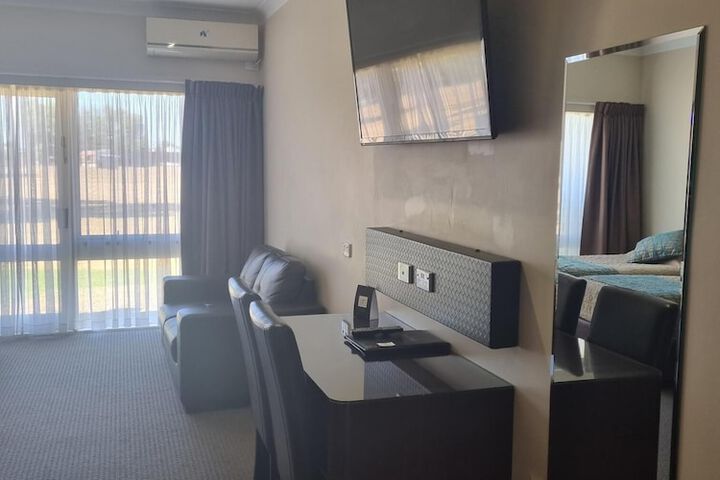 Room 14 of 55