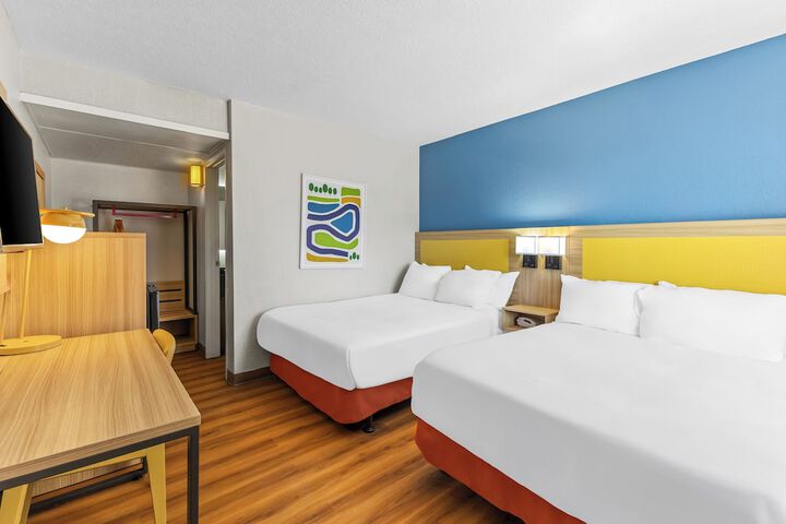 Room 19 of 64