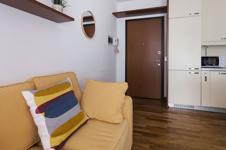 Room 14 of 23