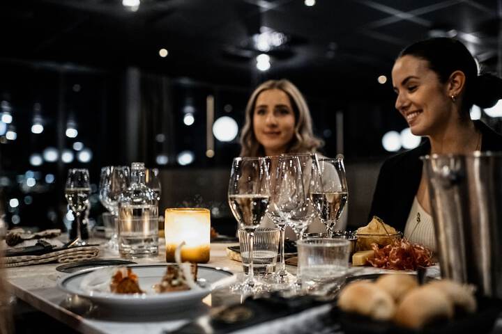 Dining 75 of 117