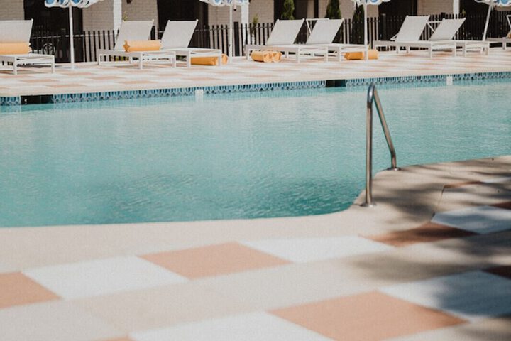 Pool 31 of 58