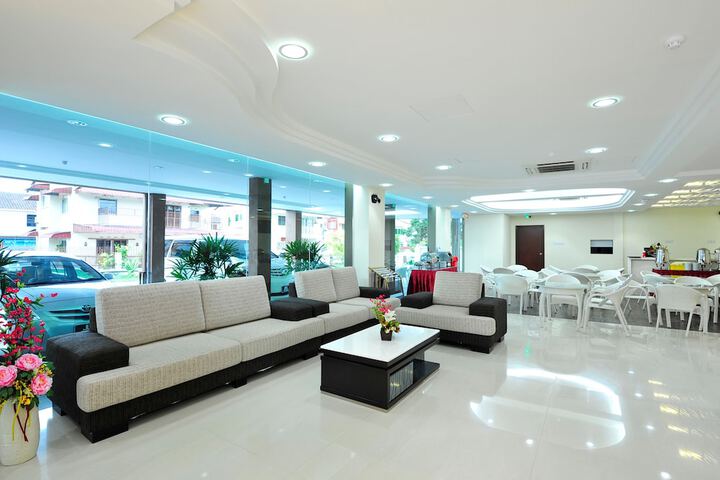 Guest Lobby