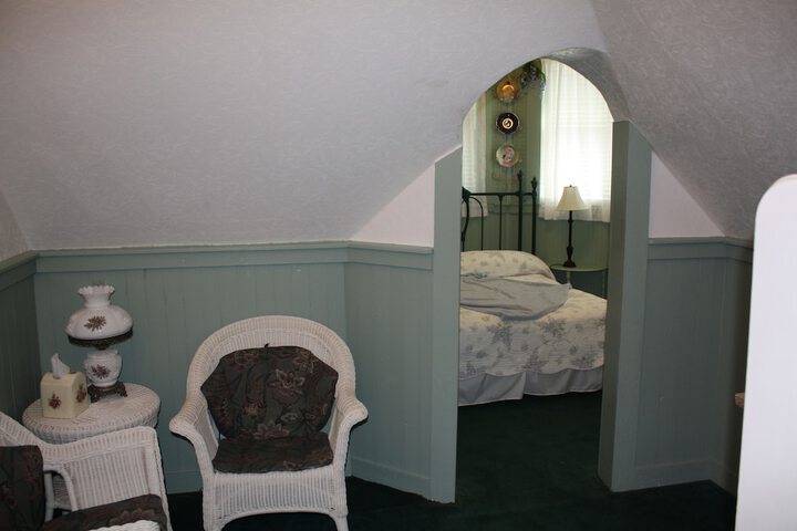 Room 25 of 52
