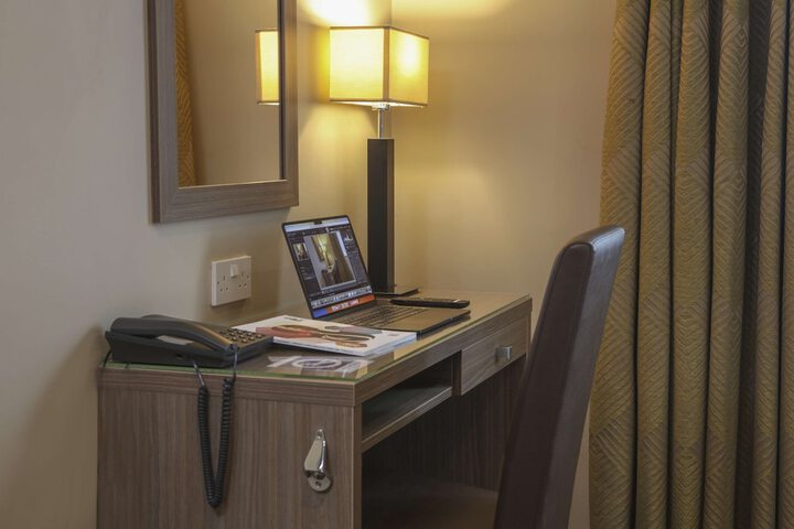 Room 14 of 29