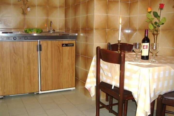 Room 4 of 23