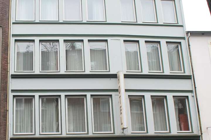 Hotel 35 of 38