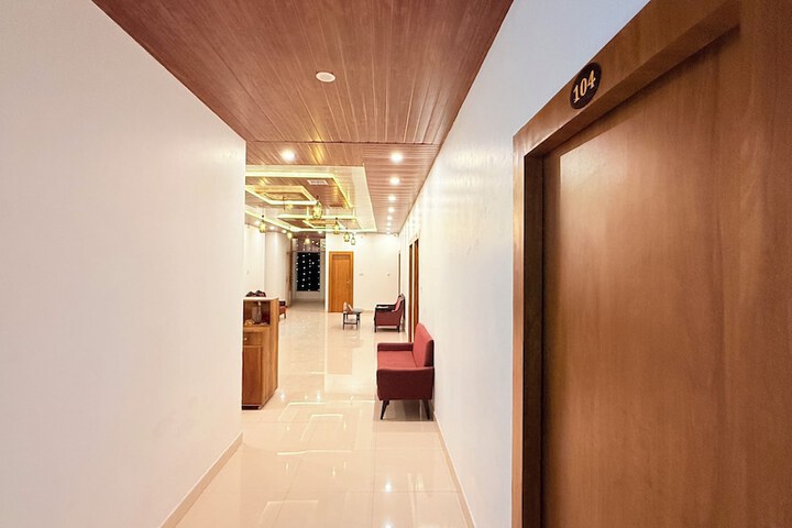 Hotel Interior 4 of 24