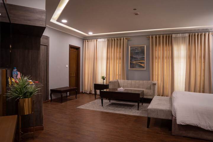 Room 26 of 35