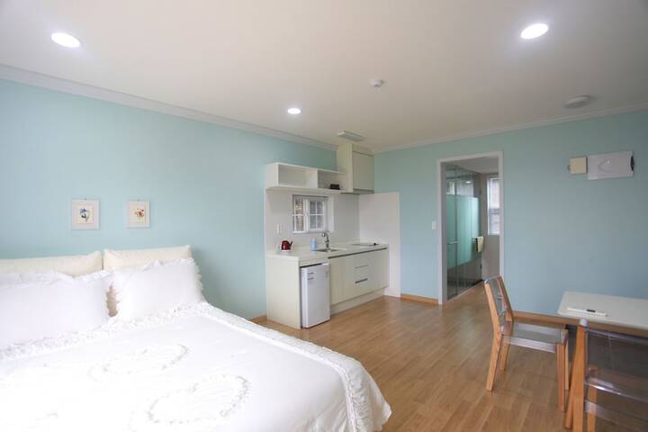 Room 21 of 73