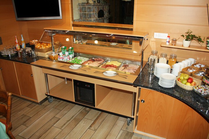 Breakfast/Coffee Service 36 of 48