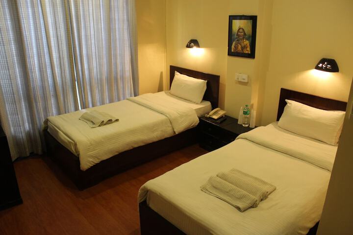 Room 26 of 73