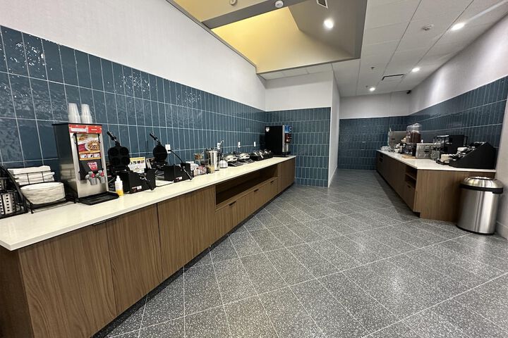Breakfast area