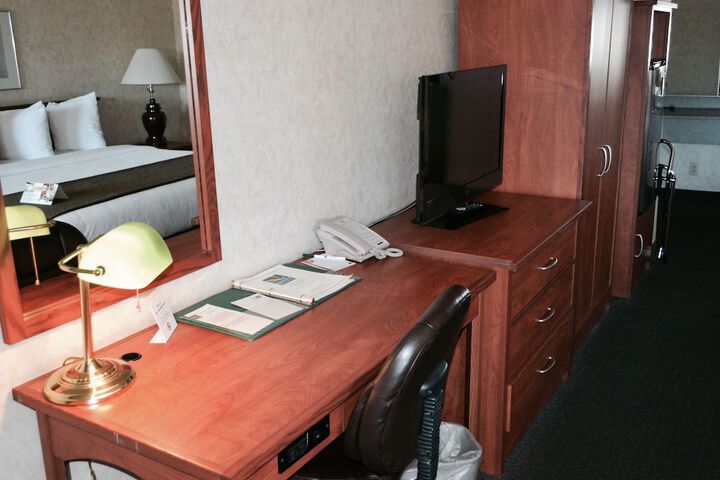 Room amenity