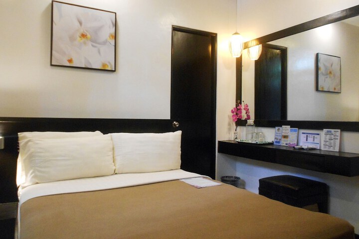 Room 38 of 80