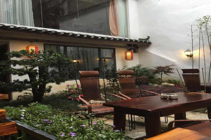 Yangshuo Sihai Hotel