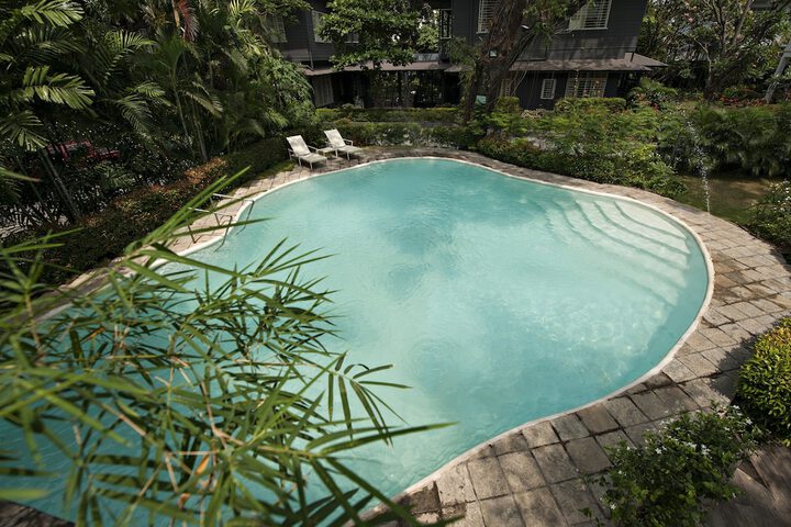 Pool 41 of 78