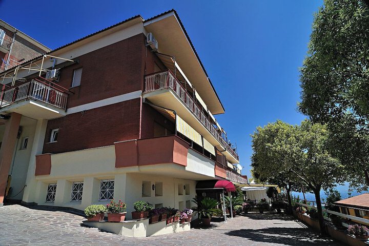 Hotel 20 of 21