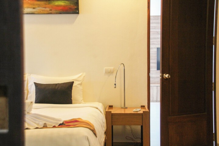 Room 53 of 160