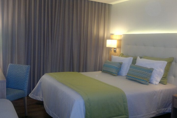 Room 8 of 73
