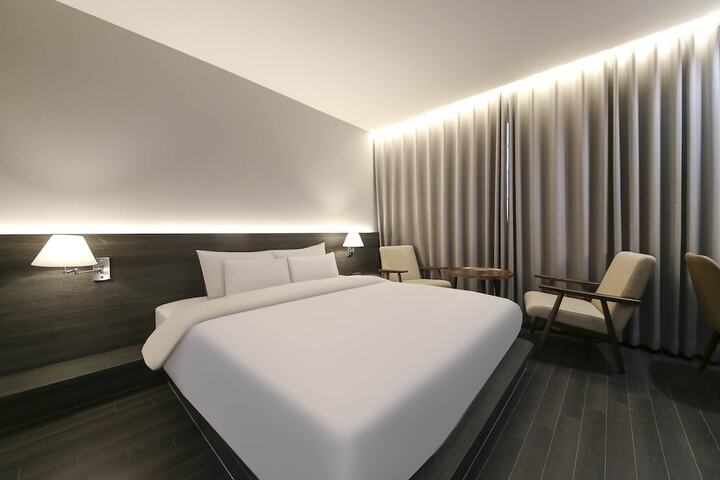 Room 7 of 70