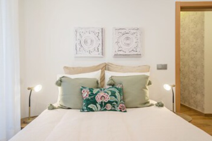 Room 47 of 60