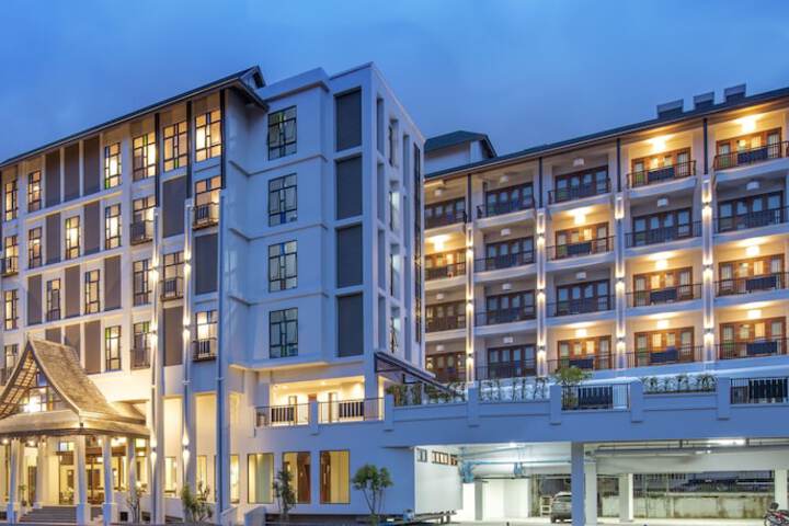 Hotel 80 of 83