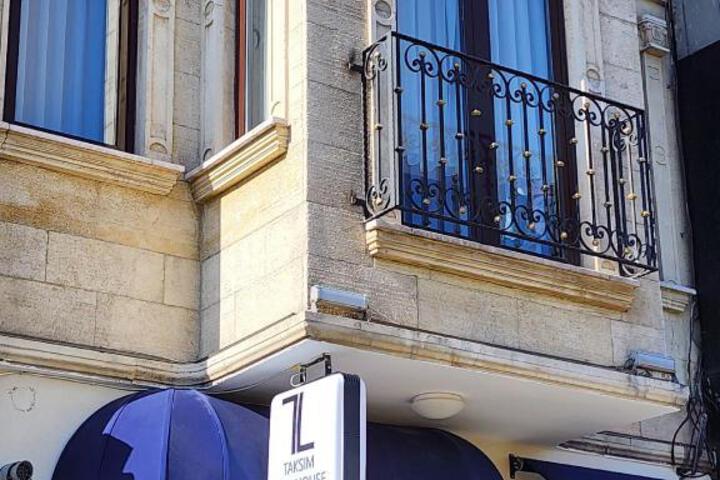 Taksim Landhouse Hotel