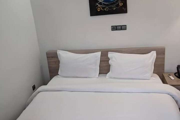 Room 20 of 90