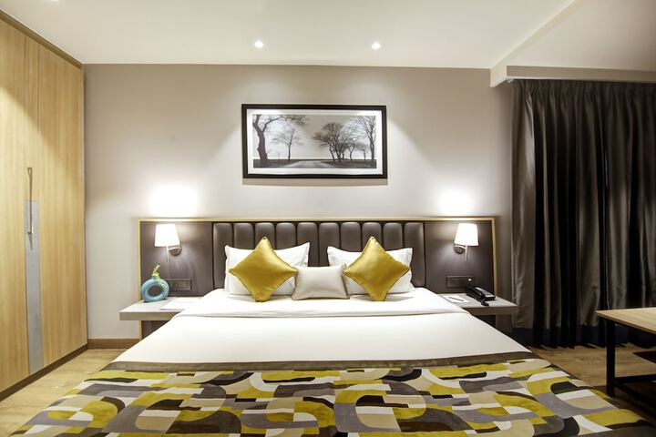 Room 32 of 88