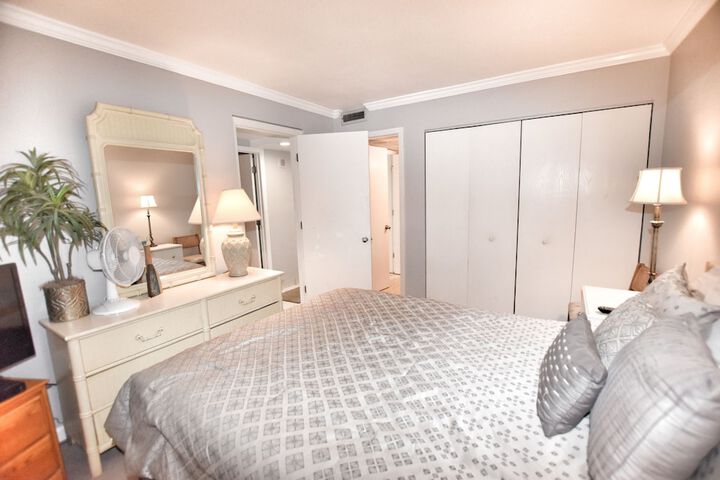 Room 5 of 53