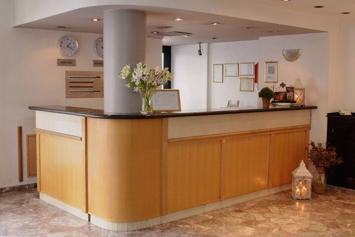 Hotel Interior 4 of 24