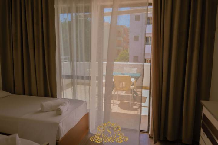 Room 30 of 129