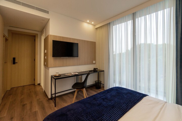 Room 8 of 49