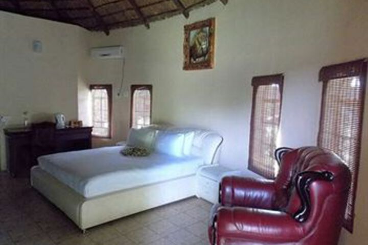 Room 8 of 17